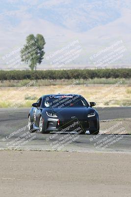 media/Sep-15-2024-Speed Ventures (Sun) [[7a54f7ed2f]]/Black Group/Session 1 (Outside Grapevine)/